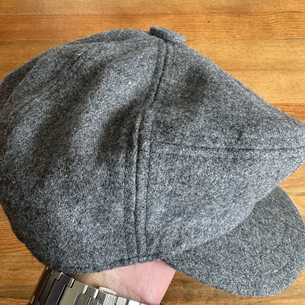 NWT Kenneth Cole Gray Newsboy Cap